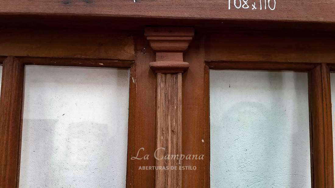 Ventana cedro de abrir